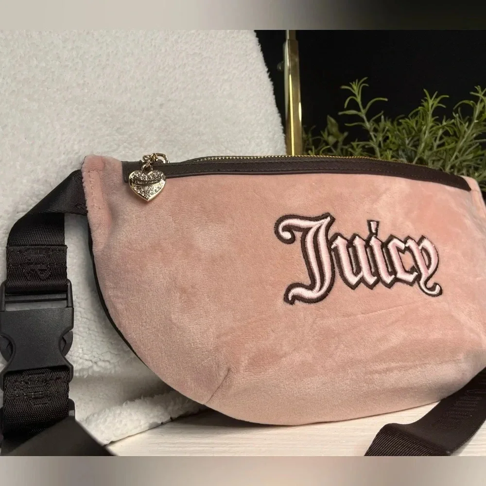 Juicy Couture Queen Of Everything Velour Belt Bag Fanny Pack NWT